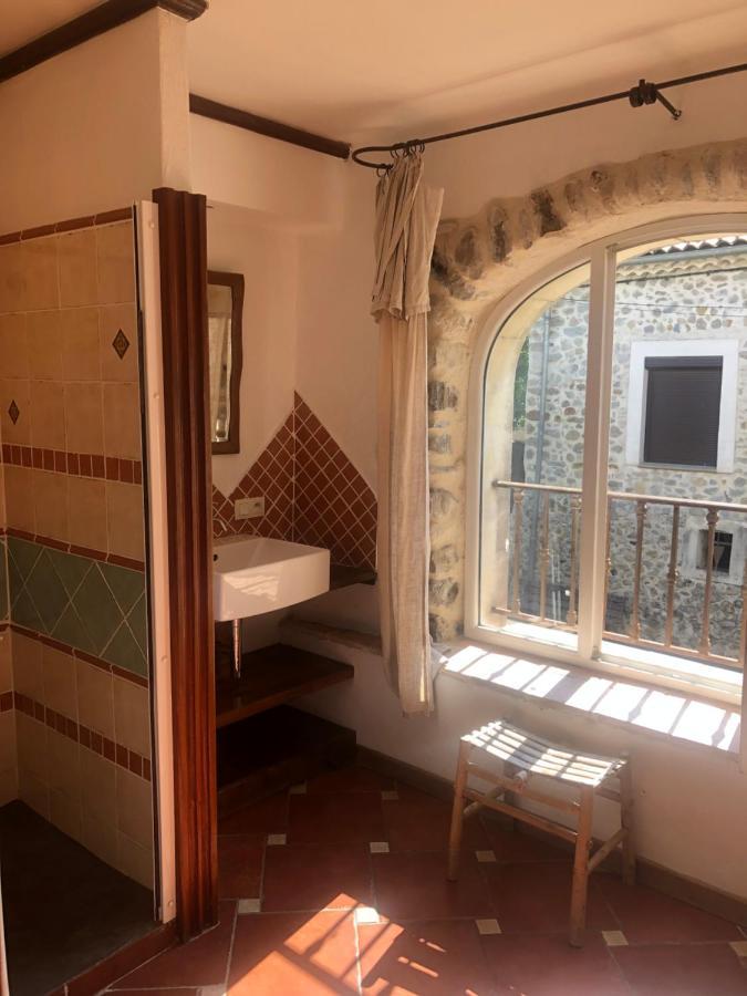 Gite De Groupe 9Ch Ou 3 Gites Independants De 3Ch - Patio Et Piscine Interieure Chauffee Toute L'Annee Vallon-Pont-d'Arc Ngoại thất bức ảnh